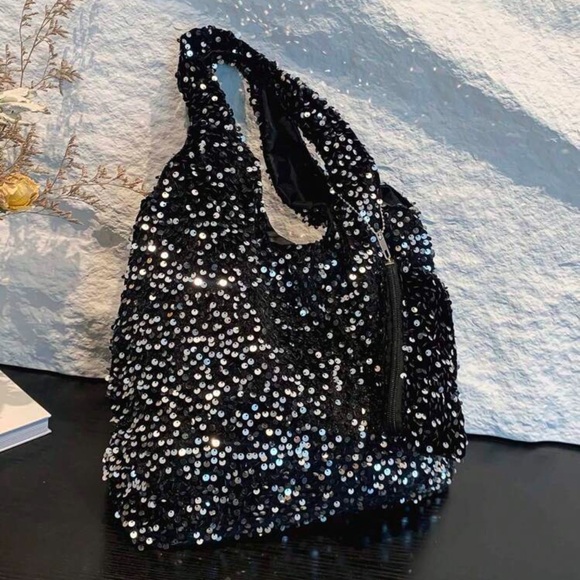 🪩 Sequins Purse 🪩 - Picture 4 of 5